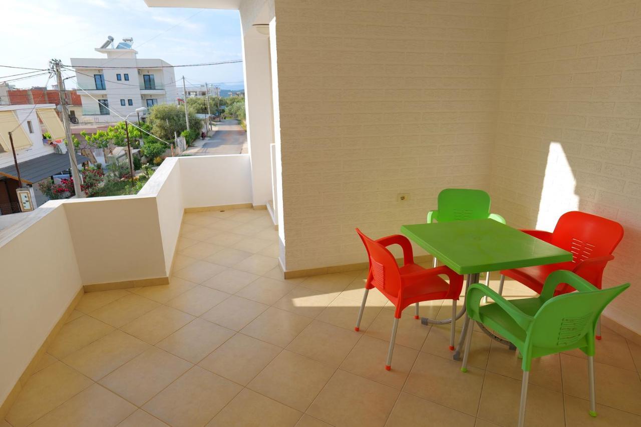 Vila Fredi Ksamil Exterior photo