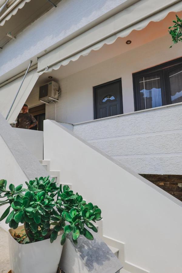 Vila Fredi Ksamil Exterior photo