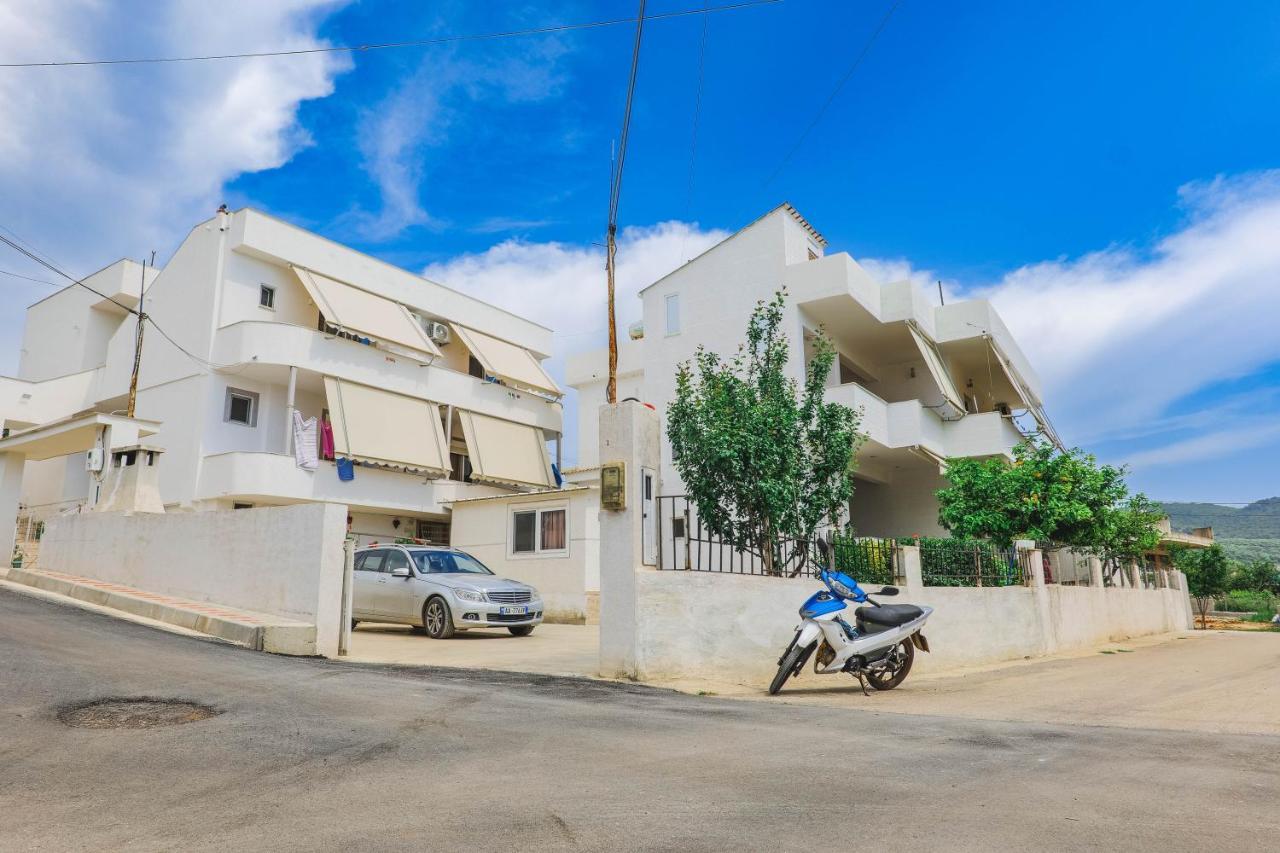Vila Fredi Ksamil Exterior photo