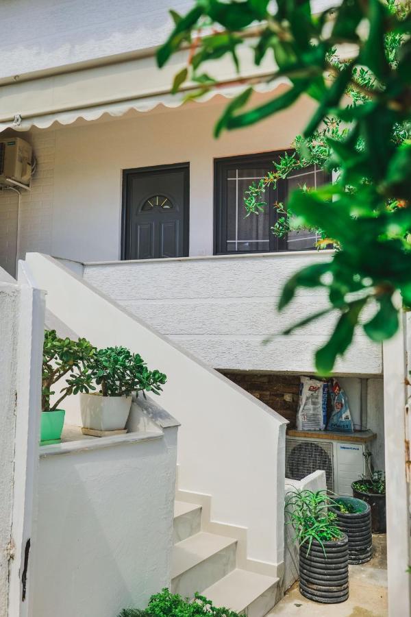 Vila Fredi Ksamil Exterior photo